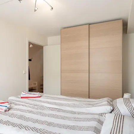 Floor スタヴァンゲル