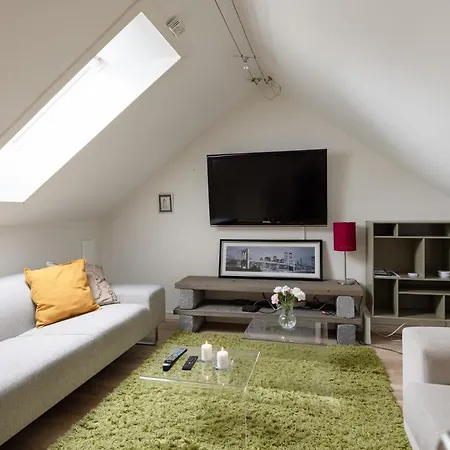 Floor アパート *